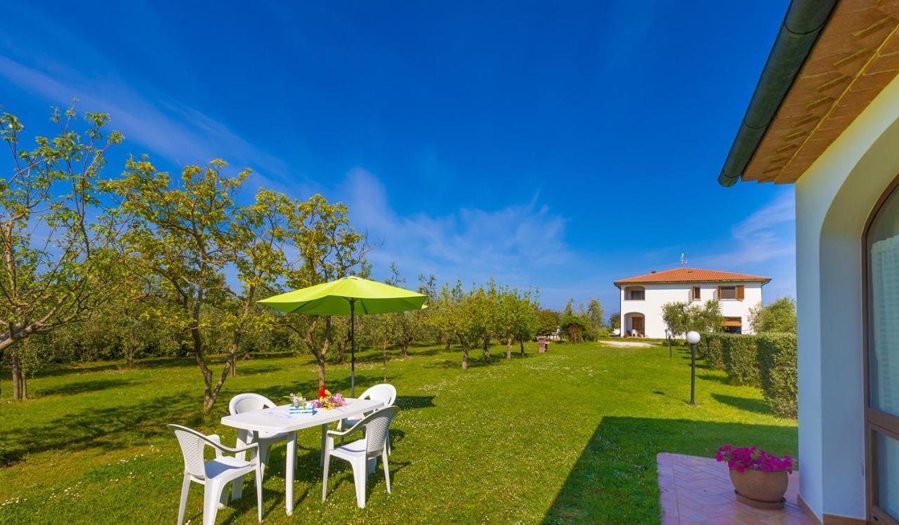 Agriturismo Valle Dei Venti Villa La Sdriscia Bagian luar foto